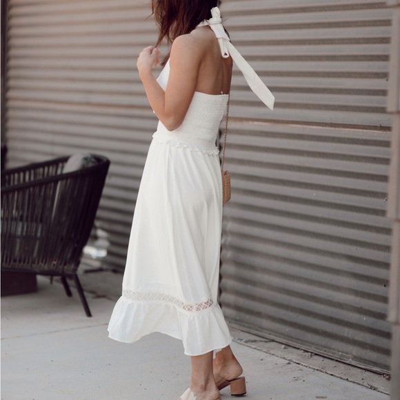 NWT White halter maxi dress - Picture 2 of 2